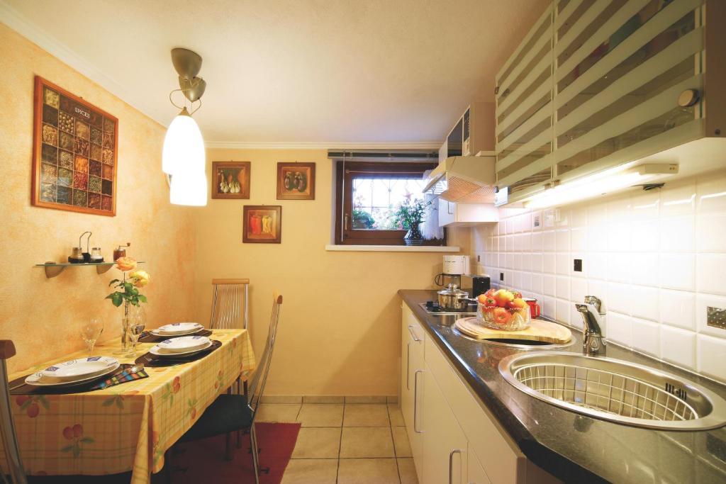 Apartment Haus Schatz كيتزبوهيل الغرفة الصورة